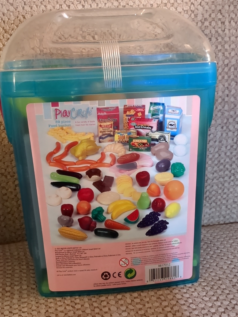 Play Circle 89 Piece Food Bucket - Kitchen Pretend Food Set